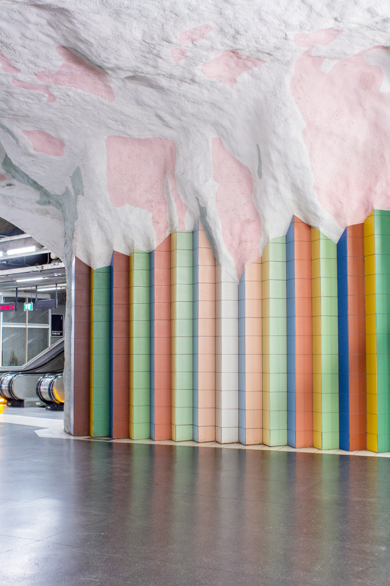Die Tunnelbana: Kunst in der U-Bahn von Stockholm - Mörby Centrum