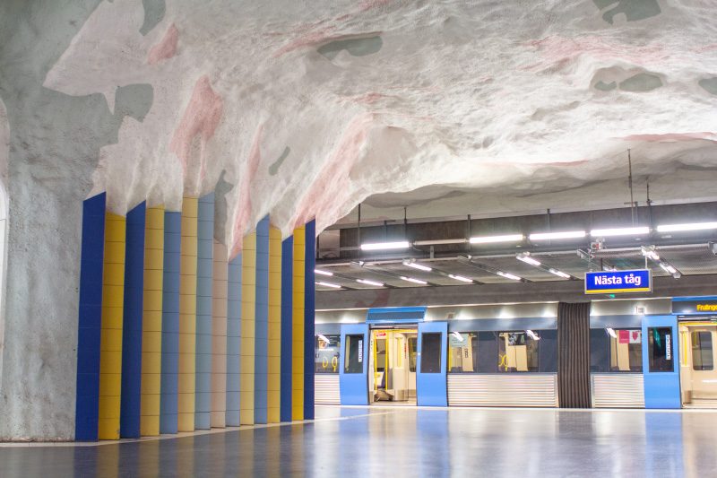 Kunst in der U-Bahn von Stockholm - Mörby Centrum