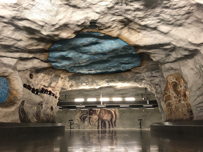 Die Tunnelbana: Kunst in der U-Bahn von Stockholm - Tensta