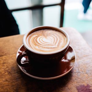 3 Cafés in Berlin Kreuzberg, in denen du unbedingt Kaffee trinken solltest